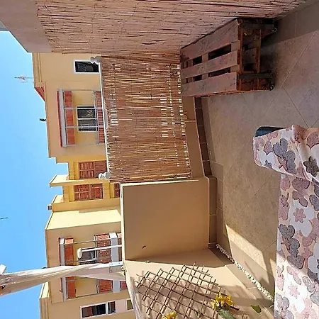 Cheap Studio, Wifi Free Adeje House