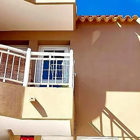 فندق Cheap Studio, Wifi Free Adeje House 2*