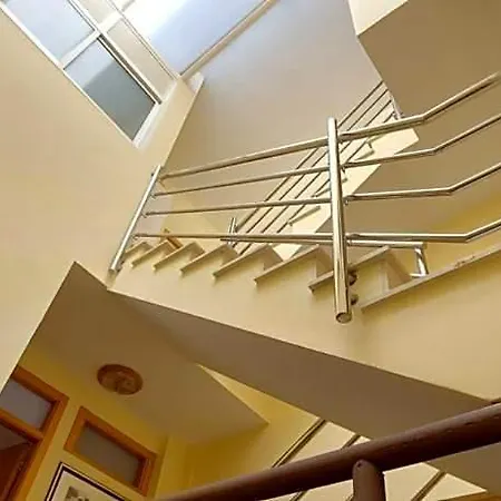 Hotel Cheap Studio, Wifi Free Adeje House 2*